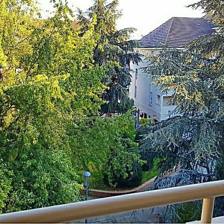 Superbe Studio De 30M2 Proche De Paris Πουασί Εξωτερικό φωτογραφία