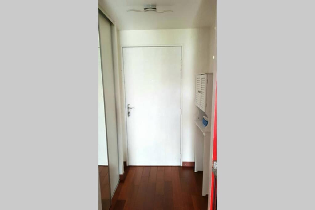 Superbe Studio De 30M2 Proche De Paris Πουασί Εξωτερικό φωτογραφία